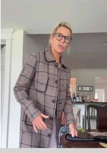 Brown and gray plaid patch-pocket coat