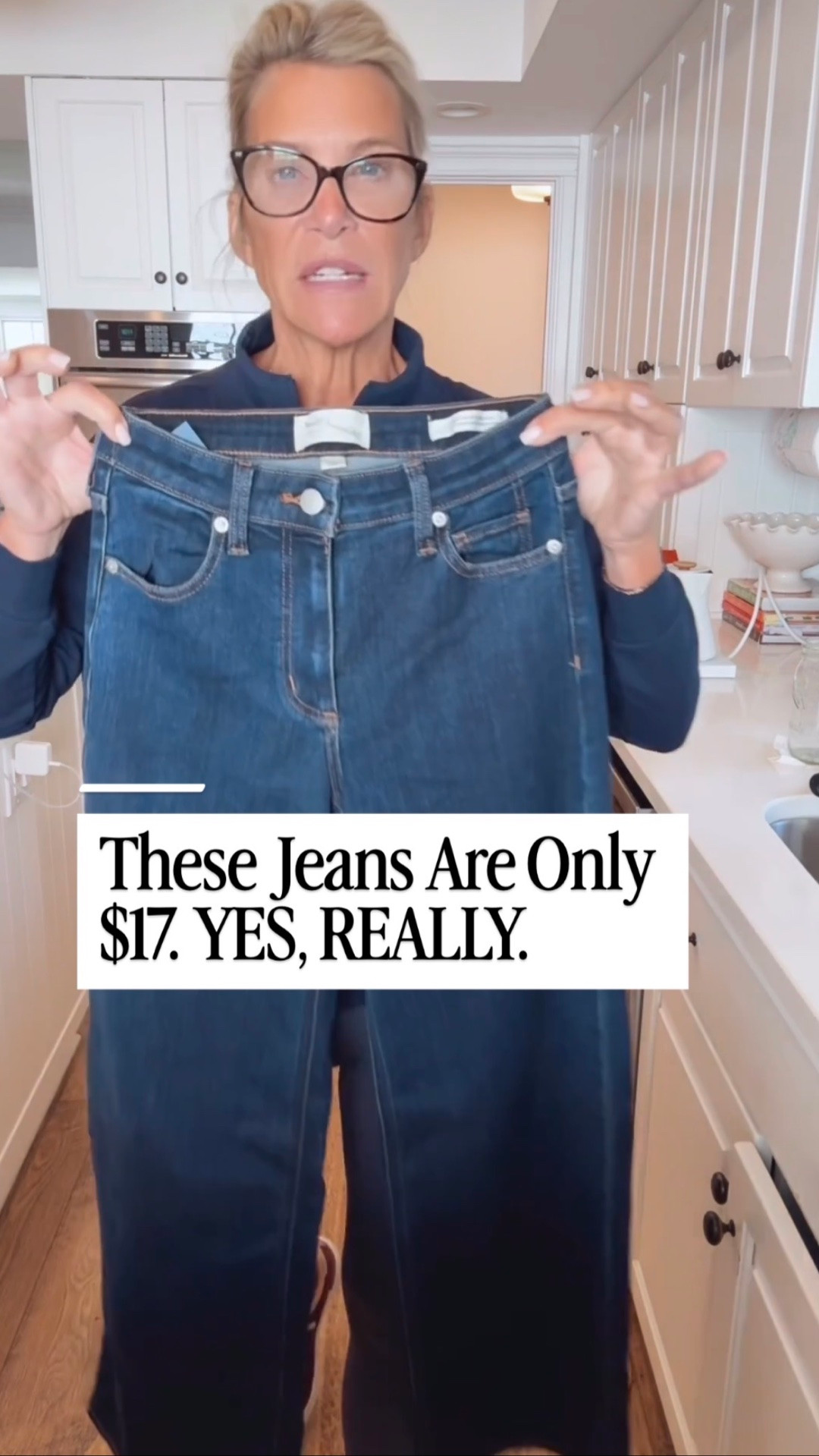 Dark-wash jeans for an easy everyday look.